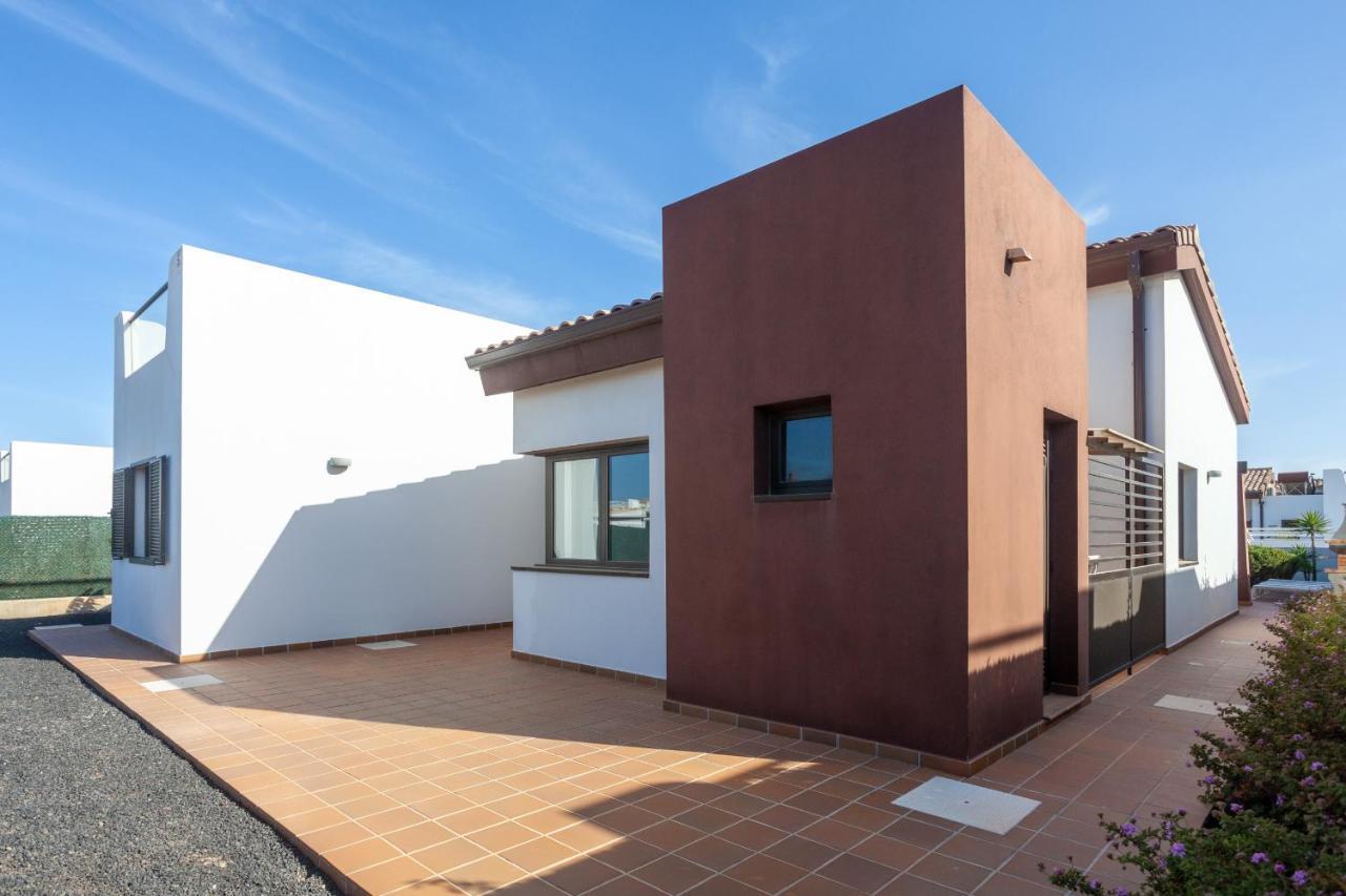 Villa Zafiro 13 Golf Private Pool Caleta De Fuste By Holidays Home Bagian luar foto