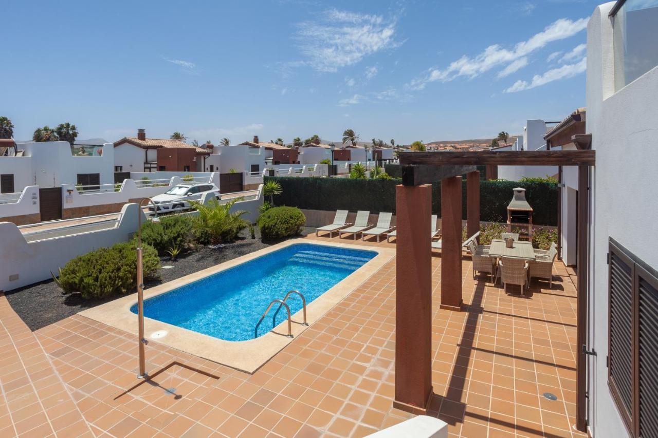 Villa Zafiro 13 Golf Private Pool Caleta De Fuste By Holidays Home Bagian luar foto